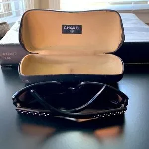 CHANEL | Accessories | Beautiful Black Swarovski Crystal  display picture 3